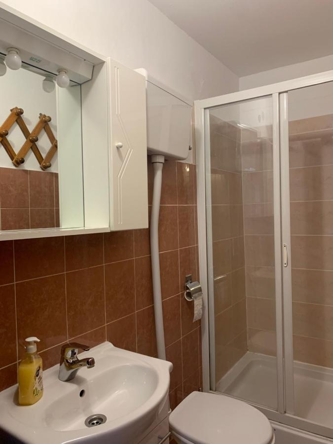Apartment Emma リエカ エクステリア 写真